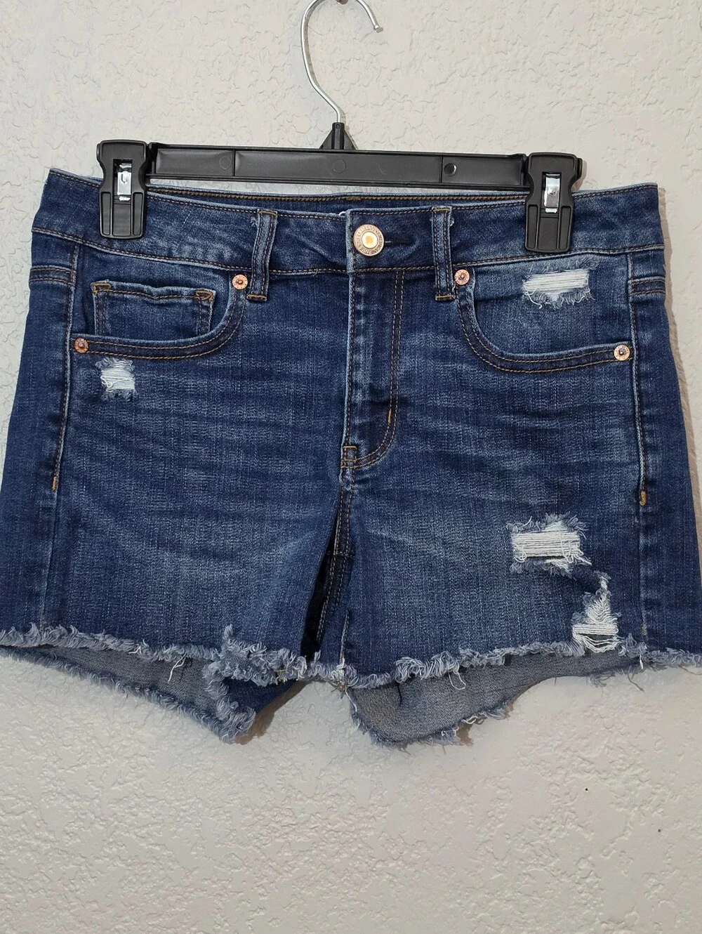 American Eagle Dark Blue Distressed Midi Shorts Mid Rise Denim Cut Off Womens 8 - Picture 1 of 8
